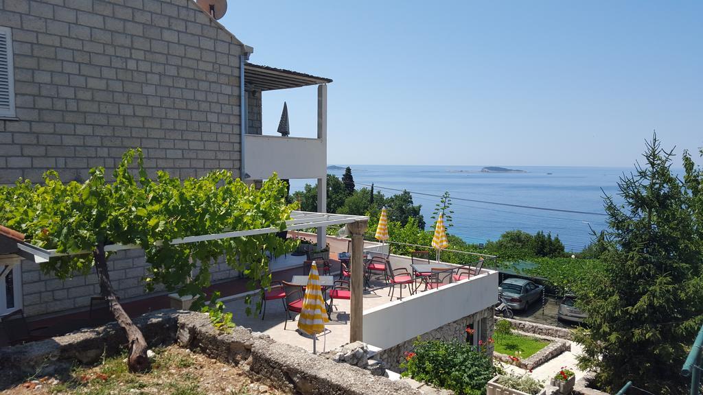 מליני Villa Narona מראה חיצוני תמונה